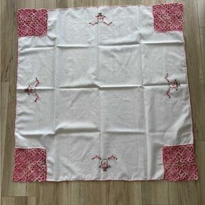 White & Pink Hand Embroidery Table Cloth w/ Crochet Corners For Sale